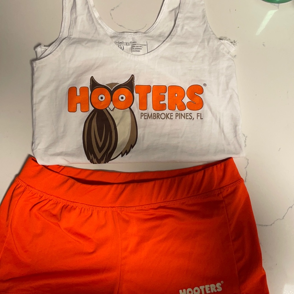 Hooters girl uniform size small